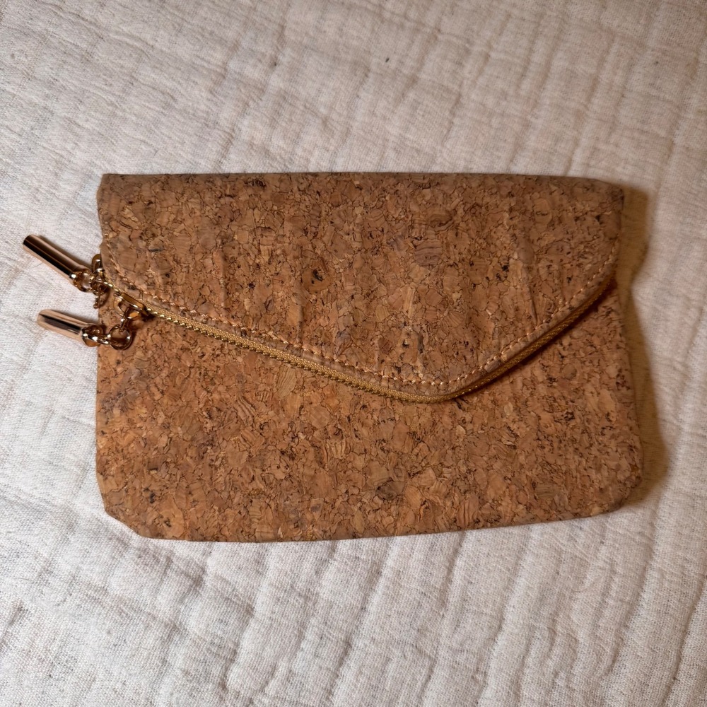 Earthy Luxury Natural‎ Cork Clutch Credit Card Organizer Wallet Clutch